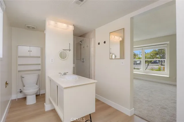 $1,499,000 | 11305 Loch Lomond Road, Los Alamitos, CA 90720