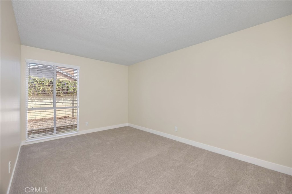 11305 Loch Lomond Road Los Alamitos, CA 90720 - Photo 17 of 30