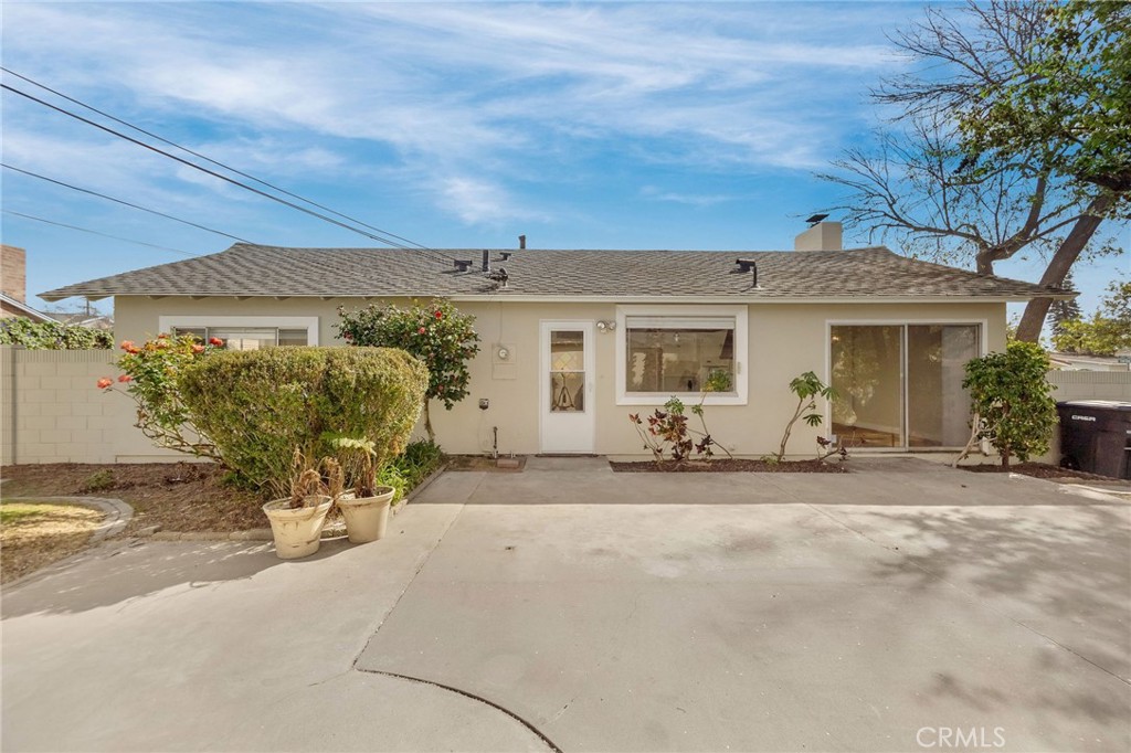 11305 Loch Lomond Road Los Alamitos, CA 90720 - Photo 20 of 30