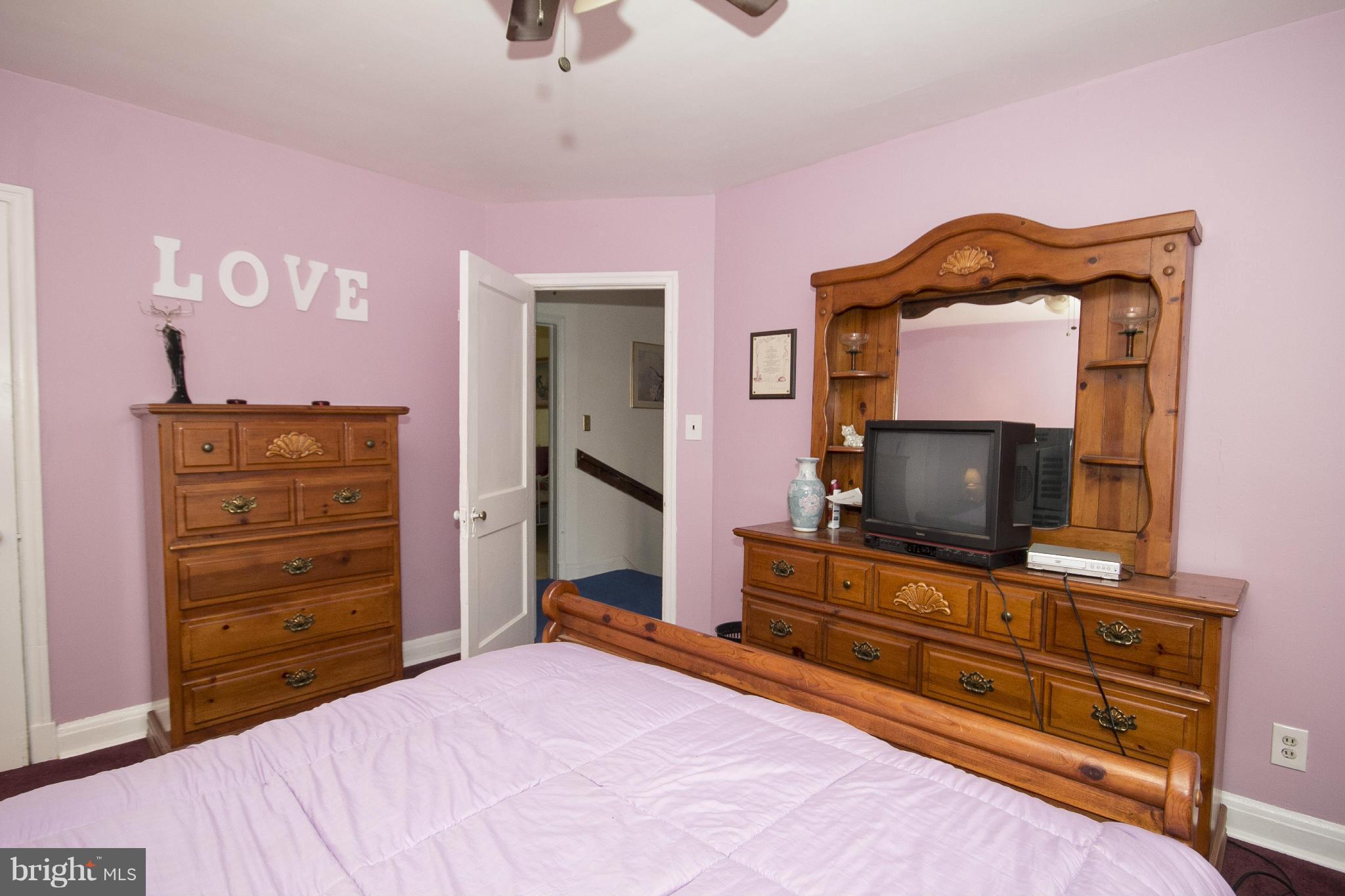 1618 Shadyside Road Baltimore, MD 21218 - Photo 10 of 22 Bedroom (Master)