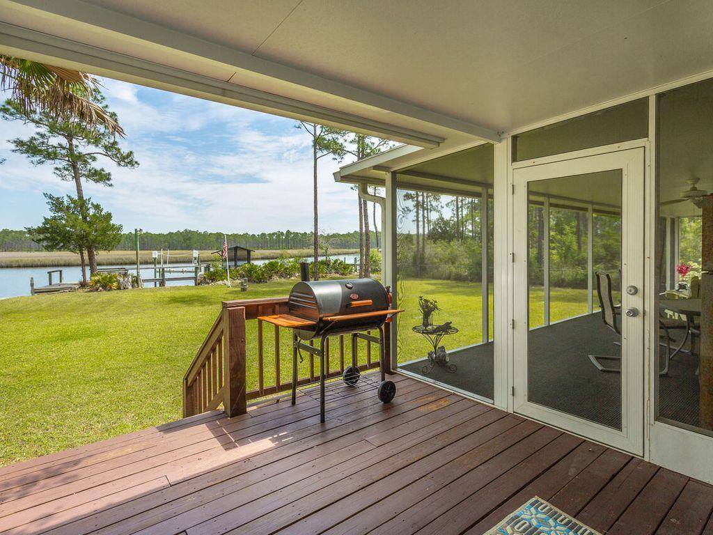 737 Mill Road Carrabelle, FL 32322 - Photo 26 of 44