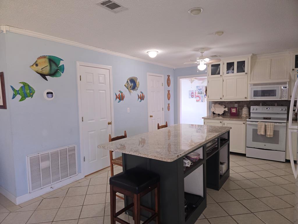 737 Mill Road Carrabelle, FL 32322 - Photo 8 of 44
