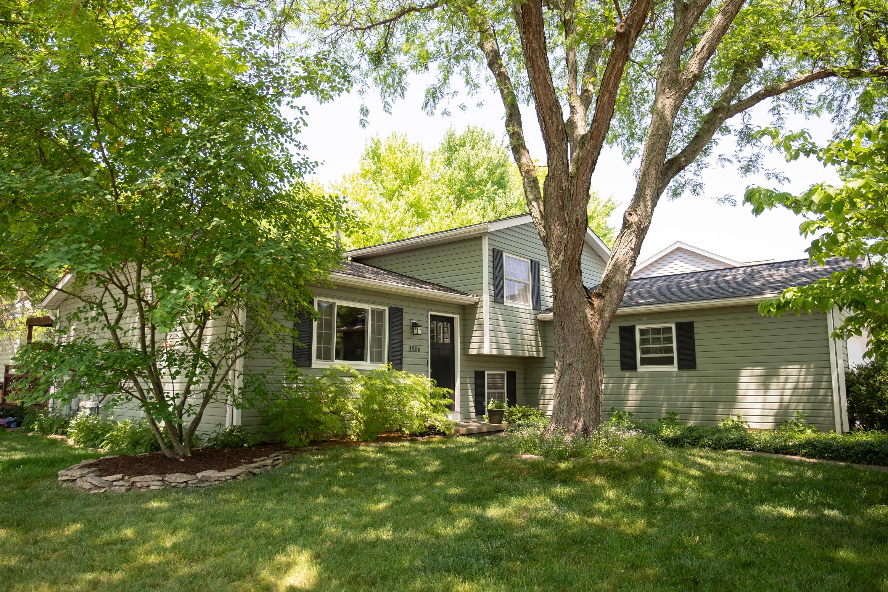 3906 Ramblehurst-31