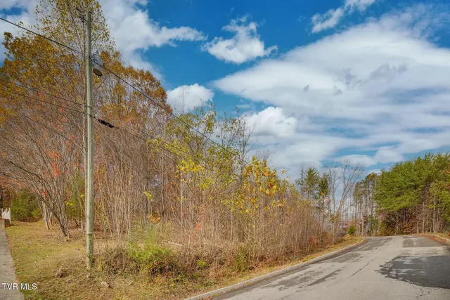 $64,900 | 501 Woodview Court, Unit 22, Kingsport, TN 37664