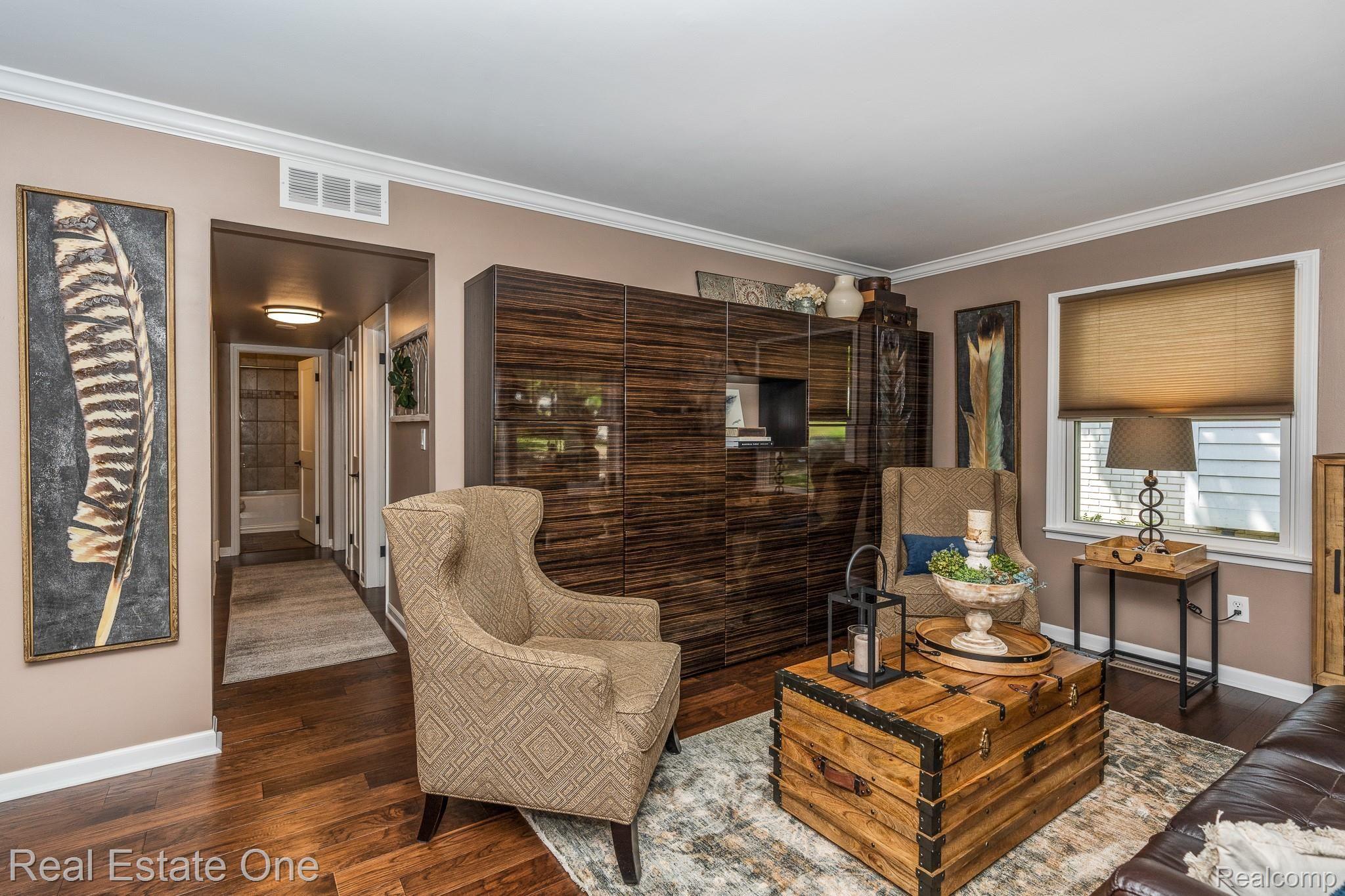 217 North Alice Avenue Rochester, MI 48307 - Photo 13 of 47 Alice MLS-W043.jpg