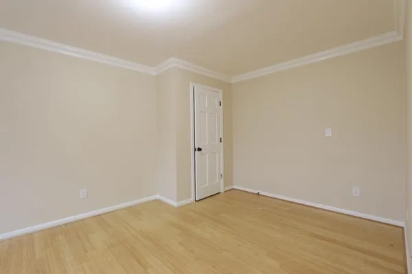 $5,200 | 6 Guild Street, Unit 6, Boston, MA 02119