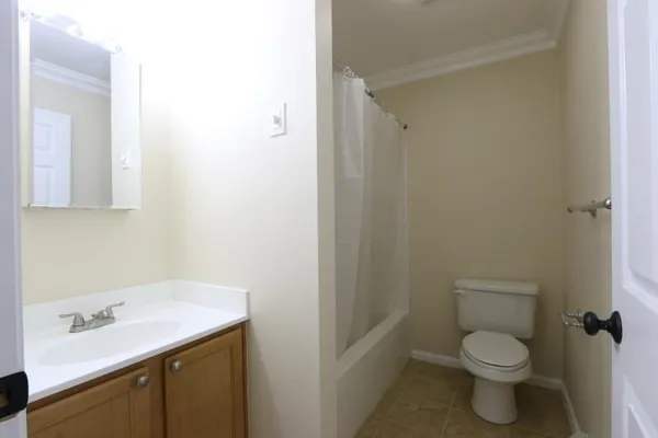 $5,200 | 6 Guild Street, Unit 6, Boston, MA 02119