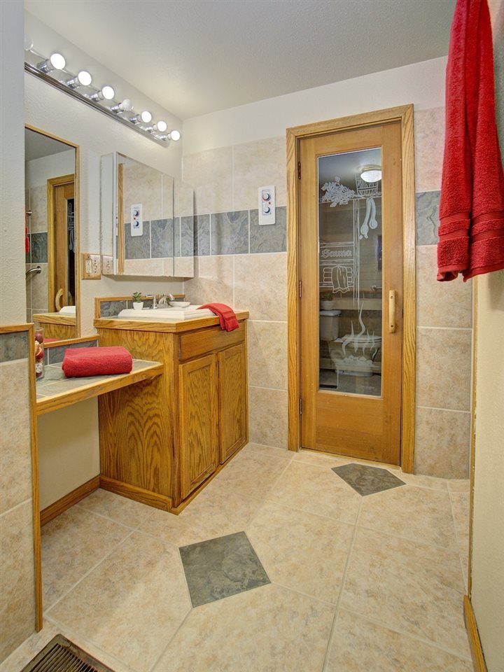 1760 10 Road Mack, CO 81525 - Photo 15 of 29