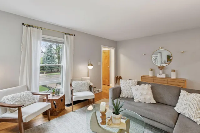 $550,000 | 5217 France Avenue South, Minneapolis, MN 55410