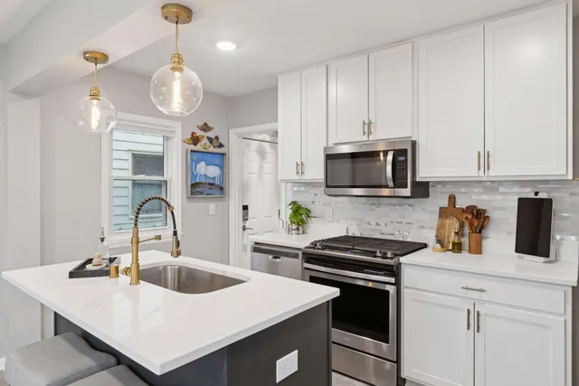 $550,000 | 5217 France Avenue South, Minneapolis, MN 55410