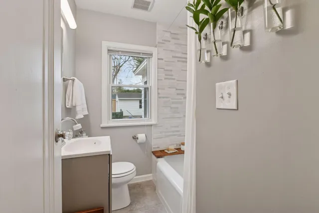 $550,000 | 5217 France Avenue South, Minneapolis, MN 55410