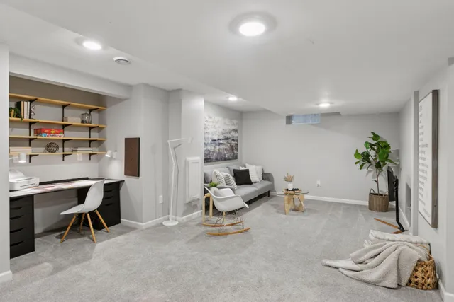 $550,000 | 5217 France Avenue South, Minneapolis, MN 55410