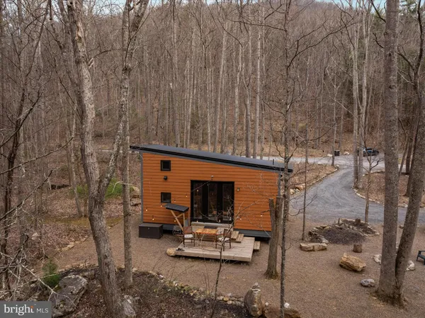 $325,000 | 949 Dumpling Run Road, Moorefield, WV 26836