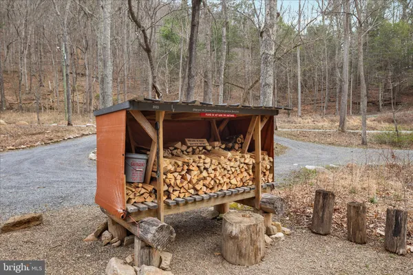$325,000 | 949 Dumpling Run Road, Moorefield, WV 26836