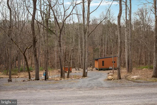 $325,000 | 949 Dumpling Run Road, Moorefield, WV 26836