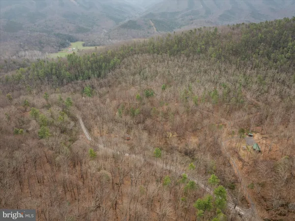 $325,000 | 949 Dumpling Run Road, Moorefield, WV 26836