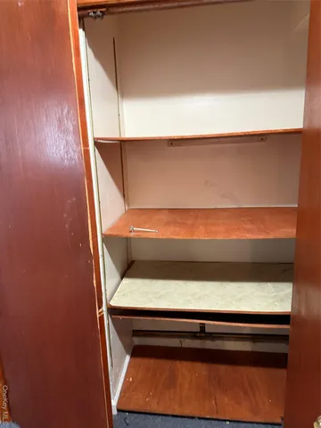 $759,999 | 118 Lincoln Avenue, Deer Park, NY 11729