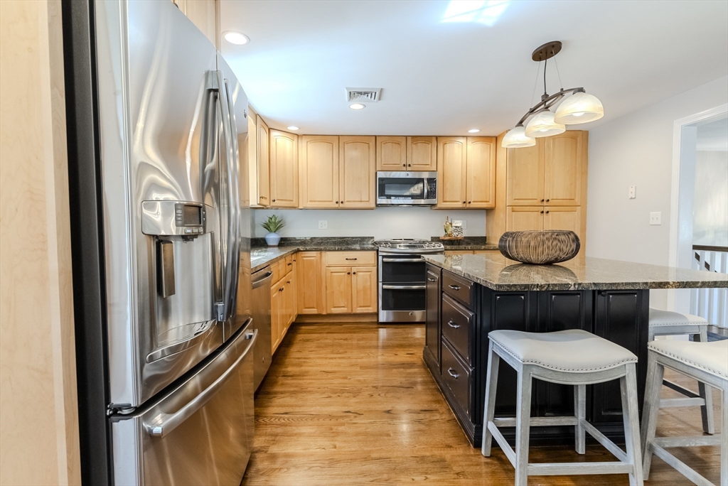 133 Tamarack Road Westwood, MA 02090 - Photo 4 of 42 Gallery Image 4