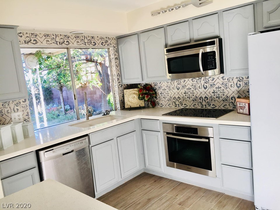 1422 Bronco Road Boulder City, NV 89005 - Photo 9 of 38 Gallery Image 9