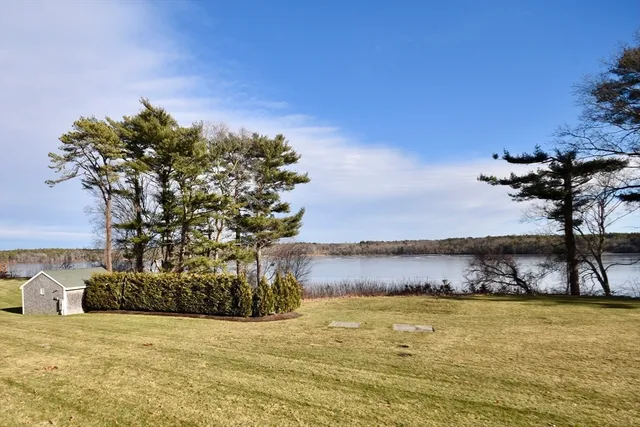 $589,000 | 57 Long Point Road, Unit 104, Lakeville, MA 02347