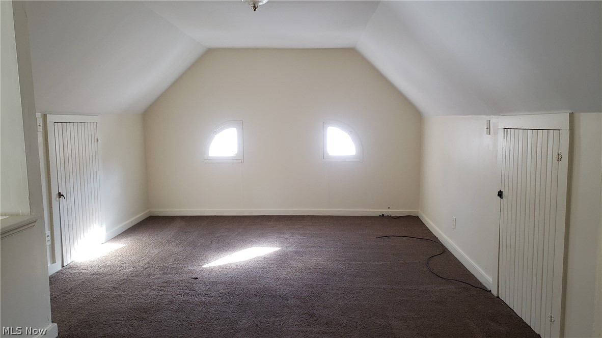 959 Pembrook Road Cleveland Heights, OH 44121 - Photo 16 of 32 Gallery Image 16