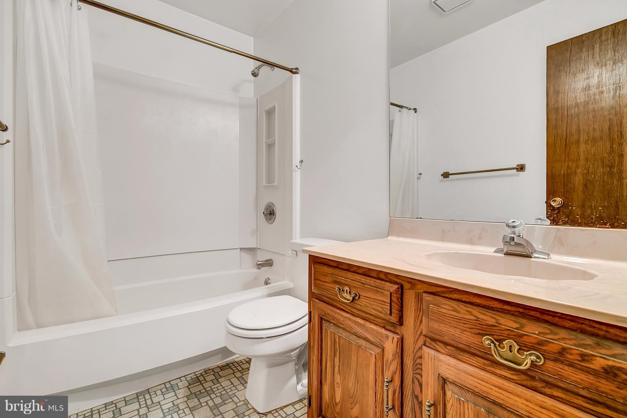 3045 Colvin Road Amissville, VA 20106 - Photo 15 of 30 Bath