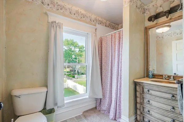 $179,000 | 117 West Humiston Street, Pontiac, IL 61764