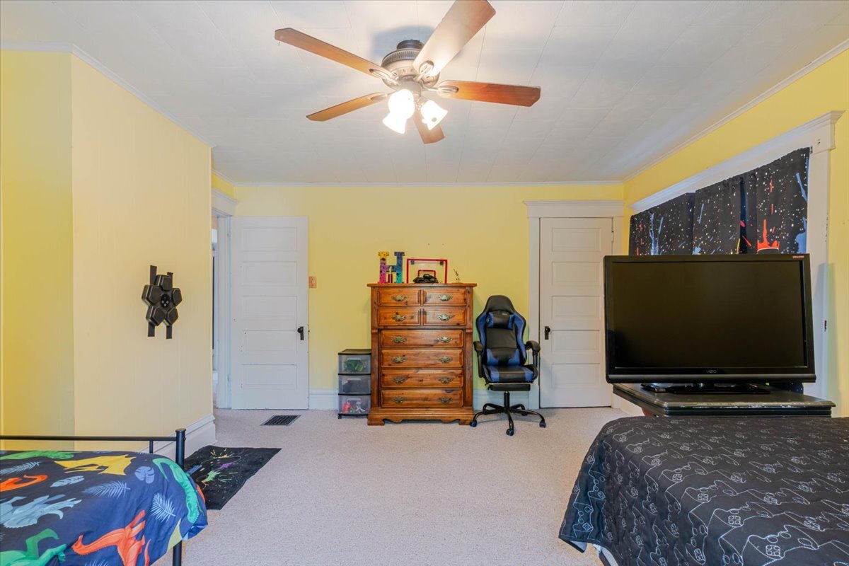 117 West Humiston Street Pontiac, IL 61764 - Photo 22 of 33