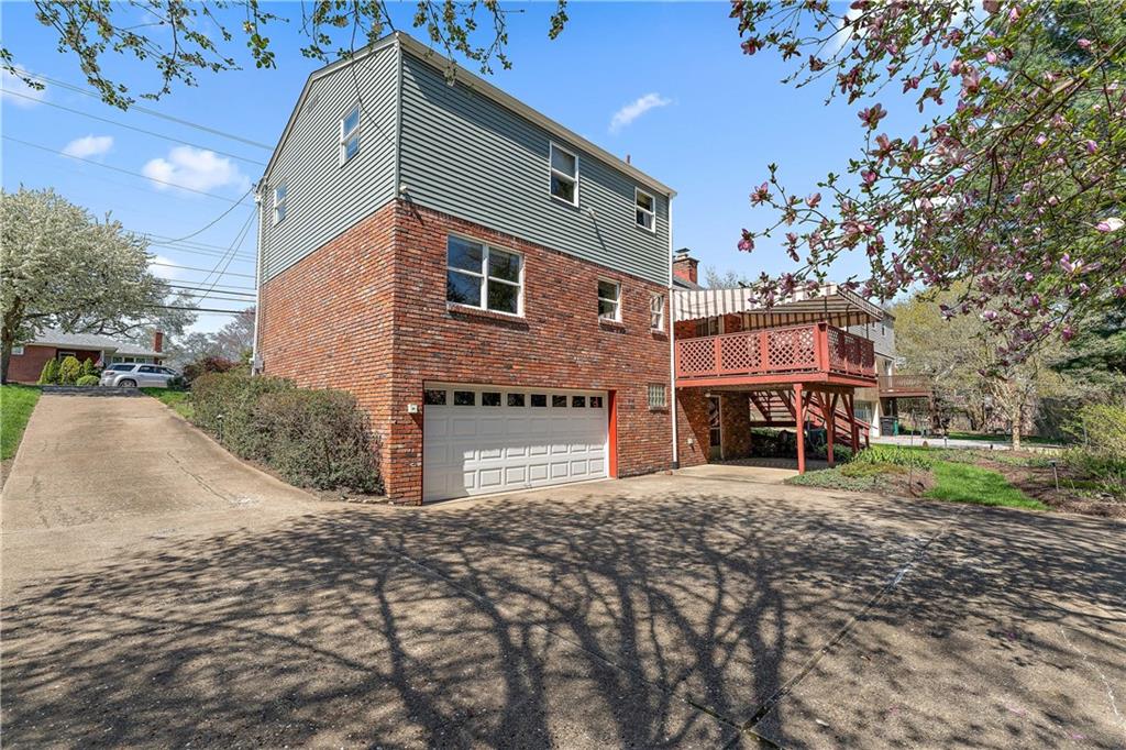 227 Gass Road Pittsburgh, PA 15229 - Photo 6 of 45 Gallery Image 6