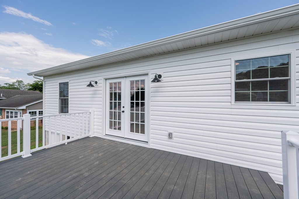 205 Ivanhoe Road Max Meadows, VA 24360 - Photo 9 of 60 Gallery Image 9
