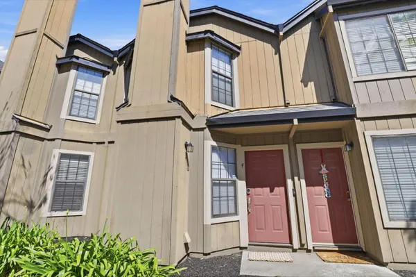 $465,000 | 241 Gibson Drive, Unit F, Hollister, CA 95023