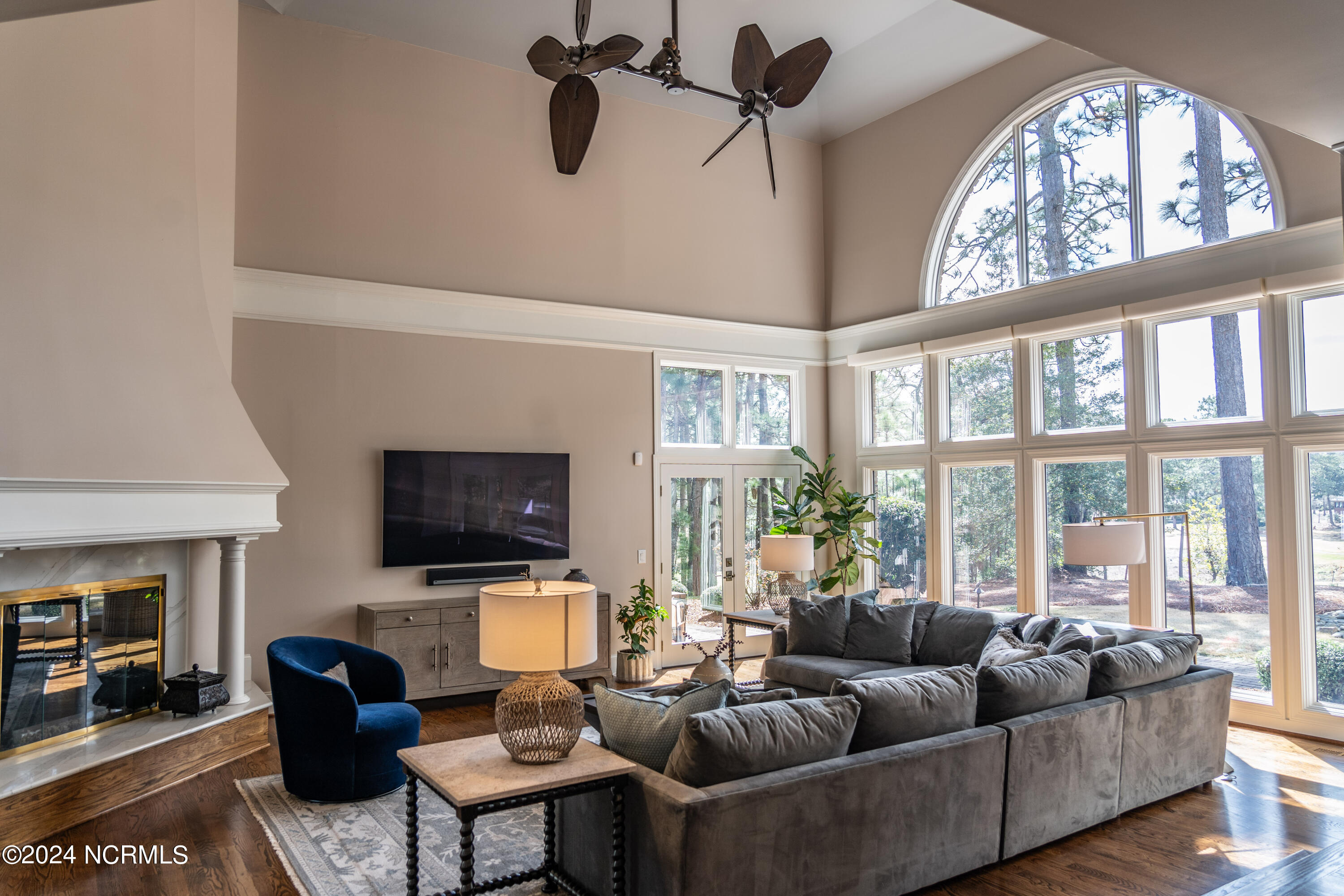 110 Hearthstone Road Pinehurst, NC 28374 - Photo 22 of 51 Gorgeous Living Room