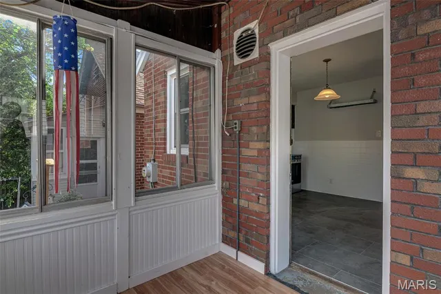 $280,000 | 4035 Fairview Avenue, St. Louis, MO 63116