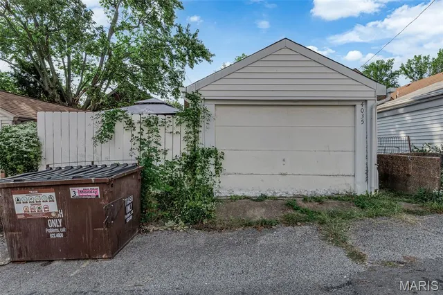 $280,000 | 4035 Fairview Avenue, St. Louis, MO 63116