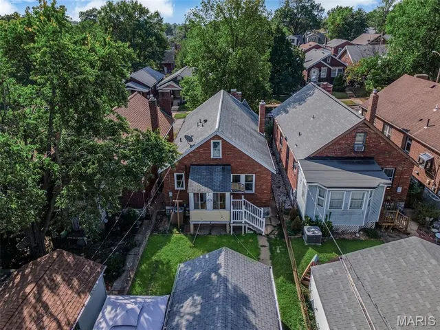 $280,000 | 4035 Fairview Avenue, St. Louis, MO 63116