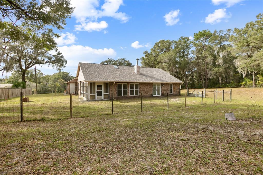 378 Glenwood Road DeLand, FL 32720 - Photo 26 of 38