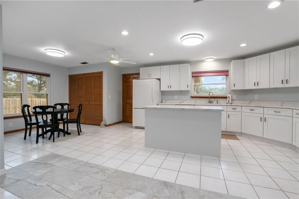 378 Glenwood Road DeLand, FL 32720 - Photo 9 of 38