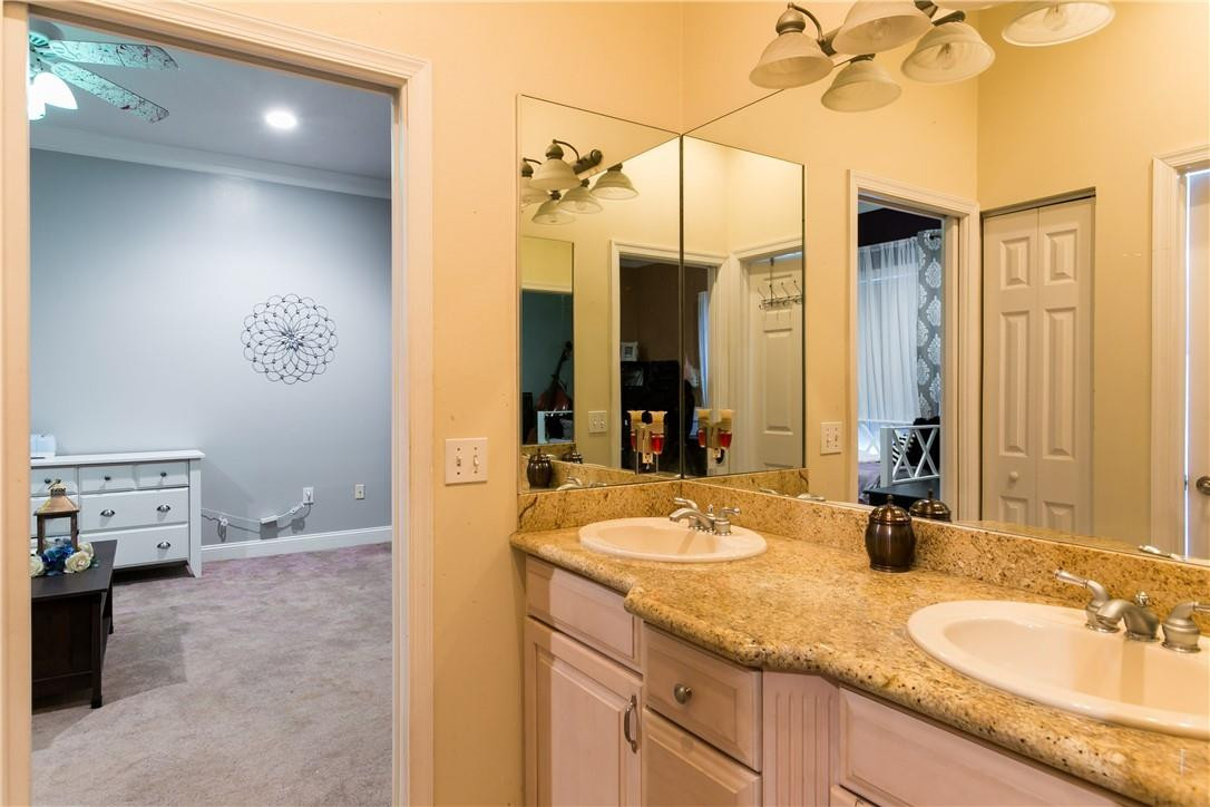 17004 Griffin Road Southwest Ranches, FL 33331 - Photo 12 of 23 Photo 12