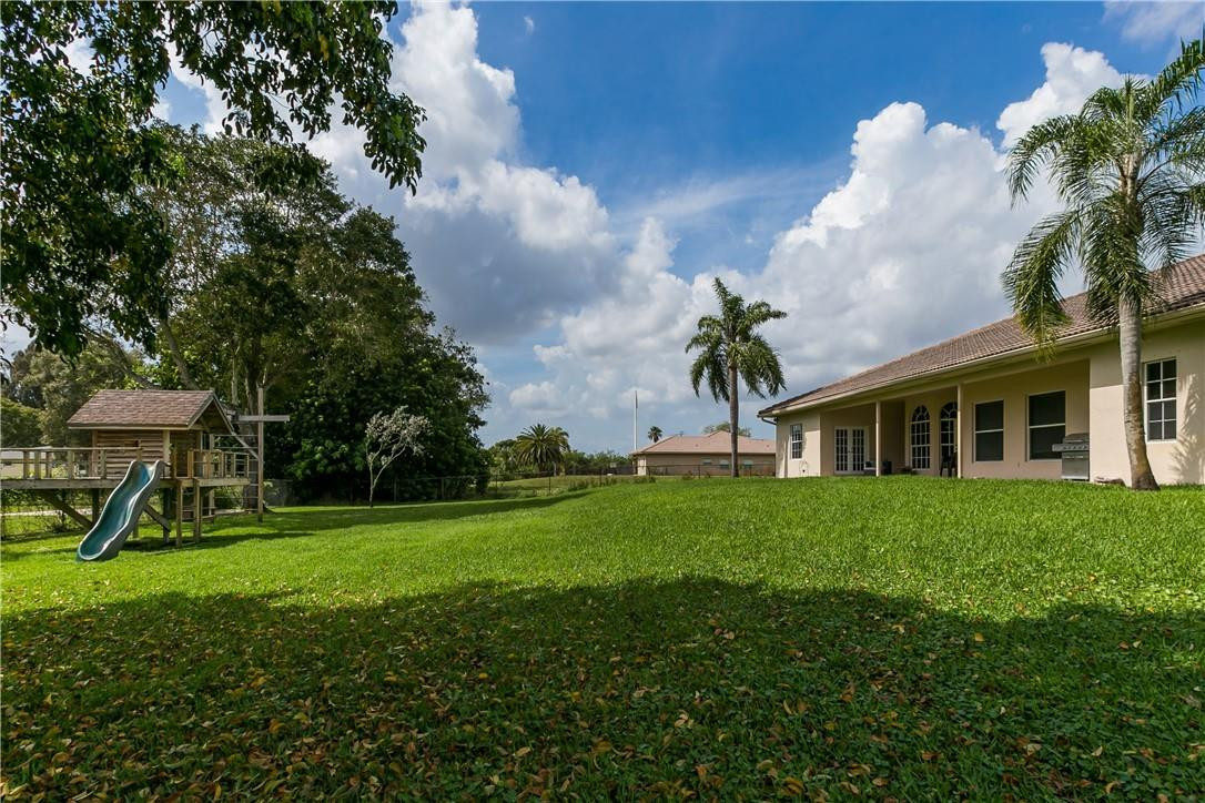 17004 Griffin Road Southwest Ranches, FL 33331 - Photo 21 of 23 Photo 21