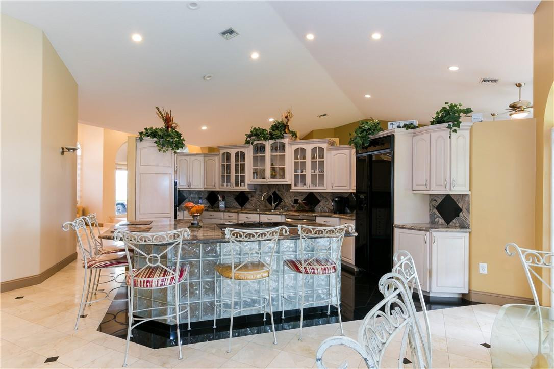 17004 Griffin Road Southwest Ranches, FL 33331 - Photo 10 of 23 Photo 10