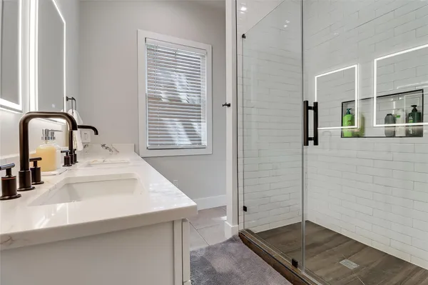 $4,900 | 1111 West Annie Street, Unit B, Austin, TX 78704