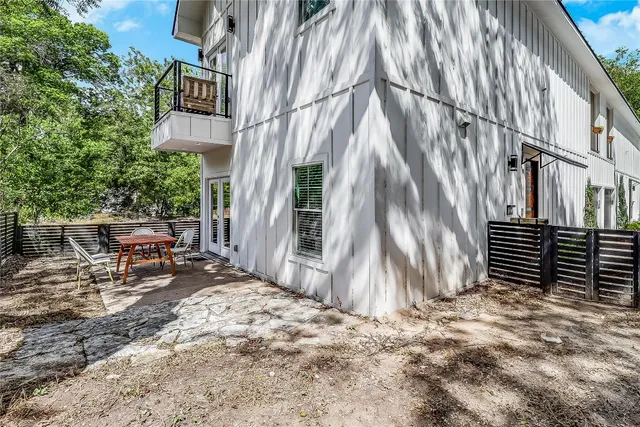 $5,000 | 1111 West Annie Street, Unit B, Austin, TX 78704