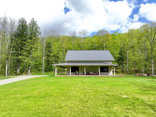 $685,000 | 1585 Amidon Road, Unit 2, Montgomery, VT 05471