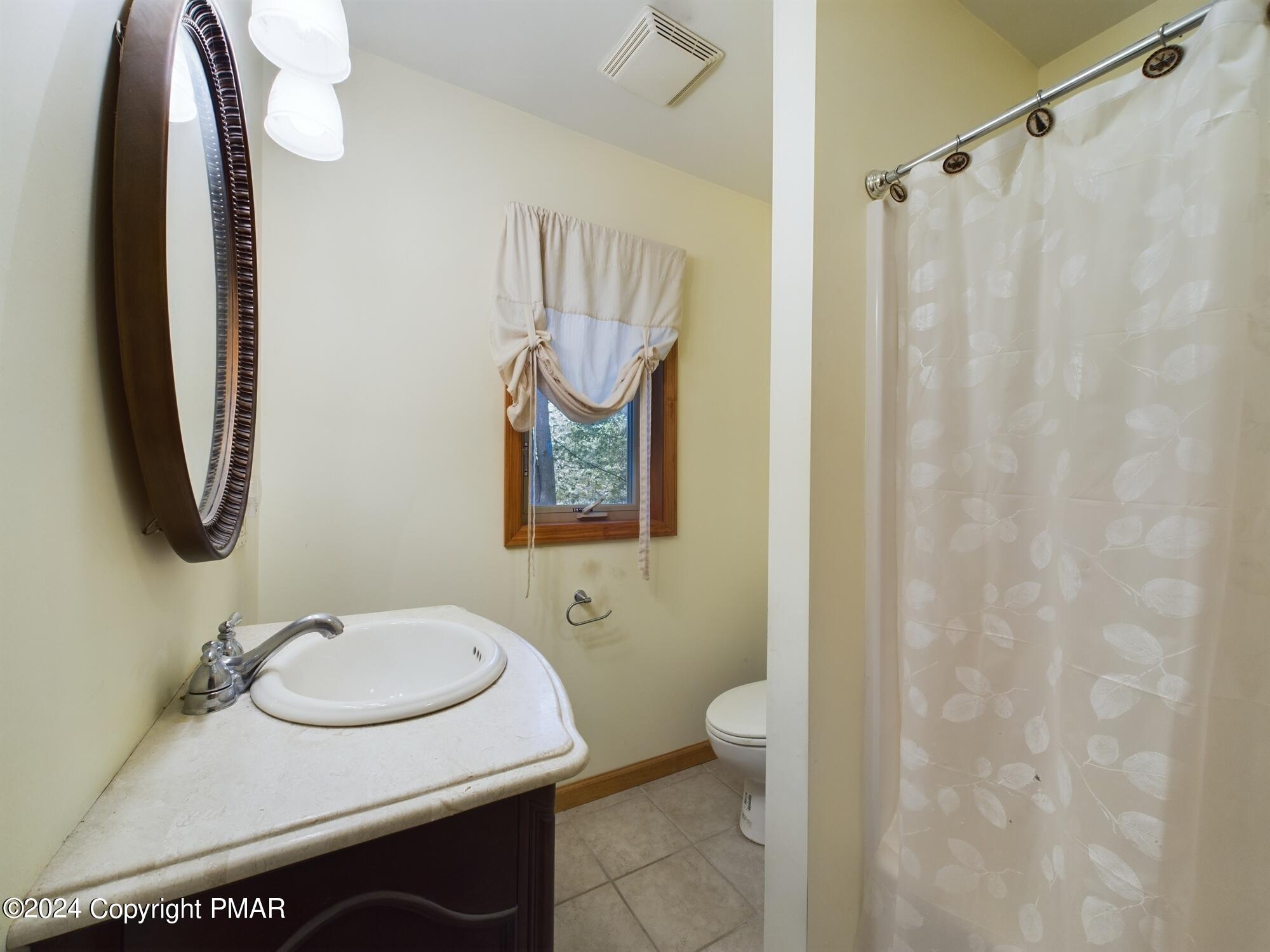 349 Appleseed Road Pocono Pines, PA 18350 - Photo 23 of 39 349 Appleseed Road (46)
