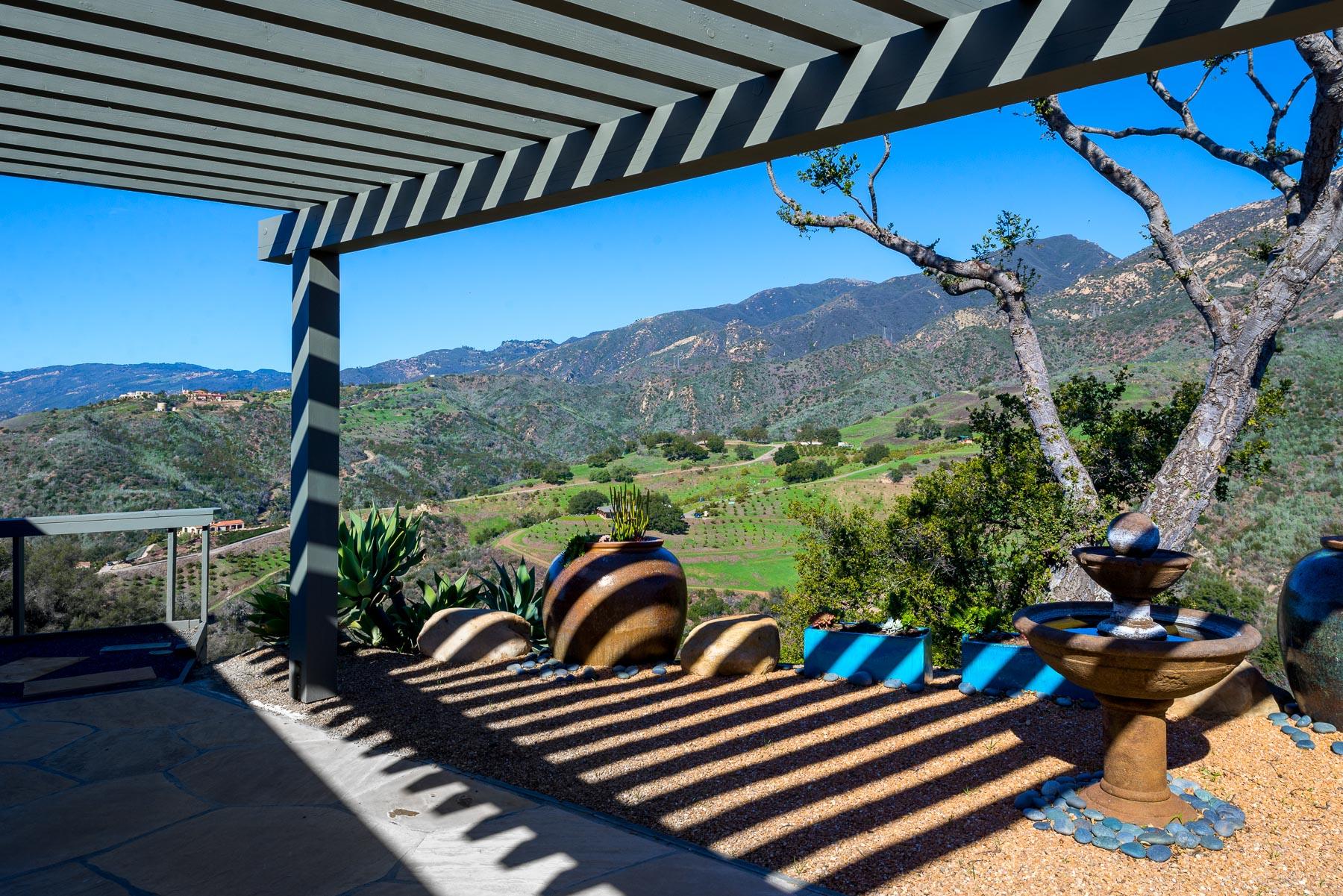 1400 Northridge Road Santa Barbara, CA 93105 - Photo 5 of 26 Stunning Mountain Views