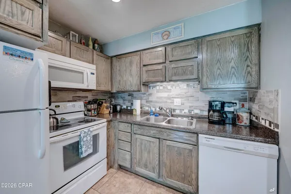 $264,000 | 6205 Thomas Drive, Unit 2F, Panama City, FL 32408