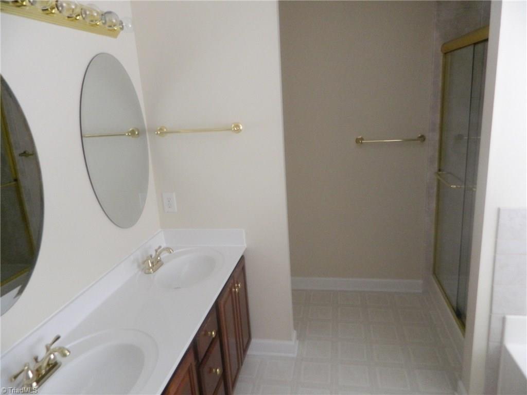 3888 Waterview Road High Point, NC 27265 - Photo 15 of 24 Gallery Image 15