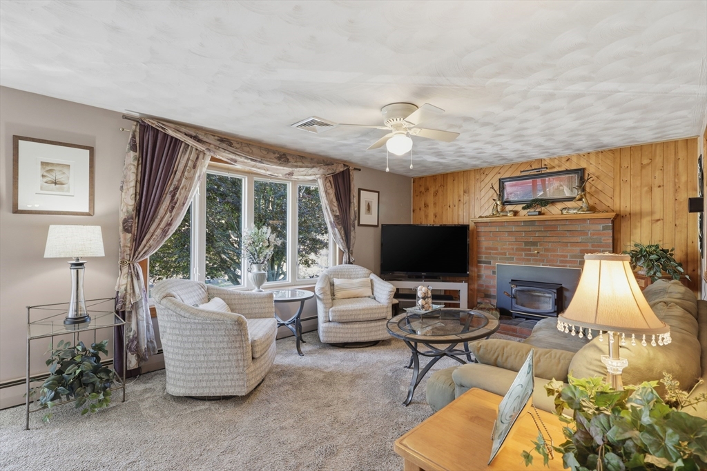 12 Edgewood Road Milford, MA 01757 - Photo 6 of 41