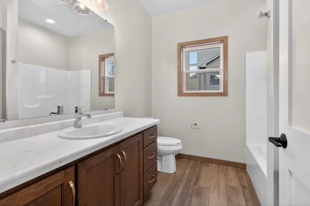 $645,000 | 2564 North Stellita Circle, De Pere, WI 54115