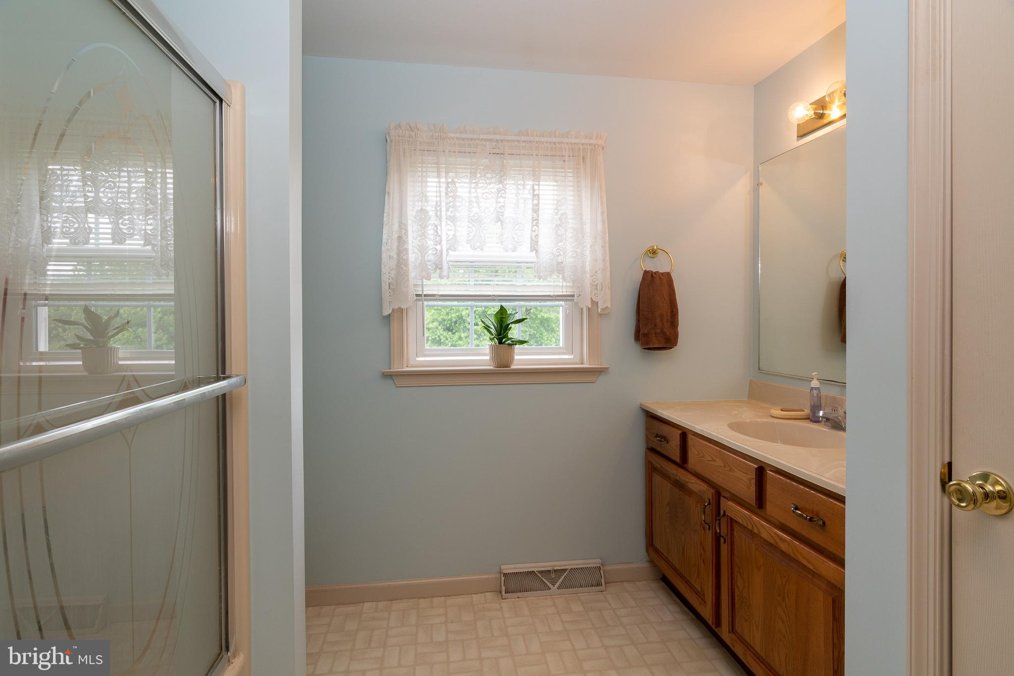 720 West 6th Street Lititz, PA 17543 - Photo 34 of 47